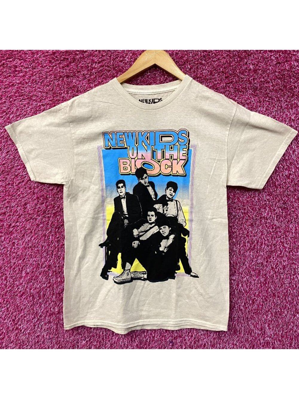 New Kids On The Block Vintage-Style Graphic T-shirt Medium